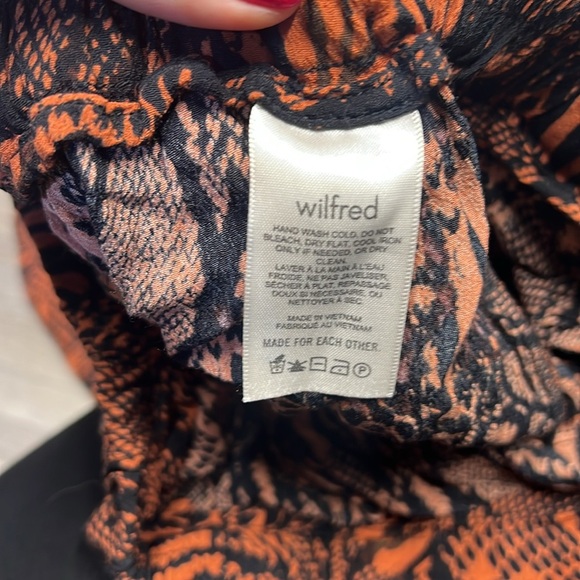 Aritzia Wilfred flowy straight leg pants size small - Picture 7 of 11